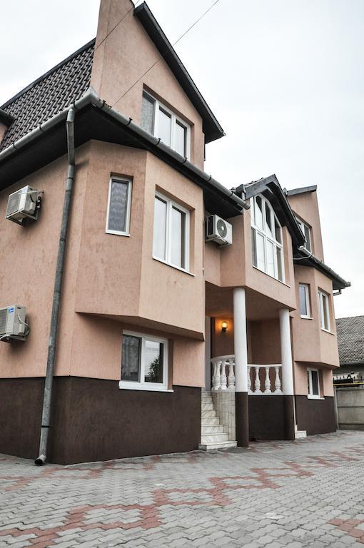 Pensiunea Sangria Arad Exterior foto